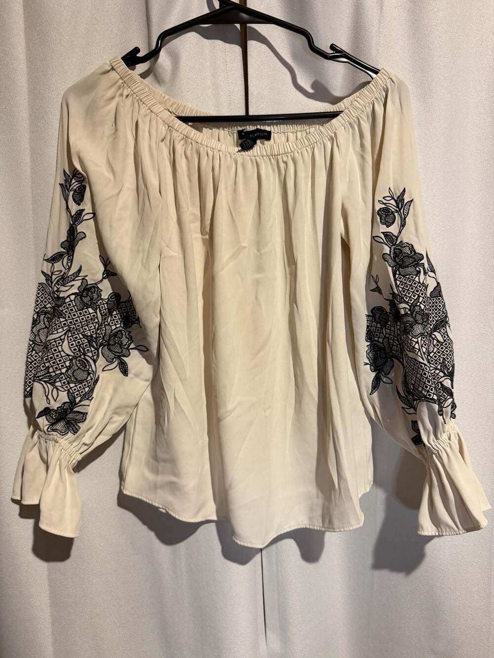 White House Black Market Off-The-Shoulder Embroidered Sleeve Top